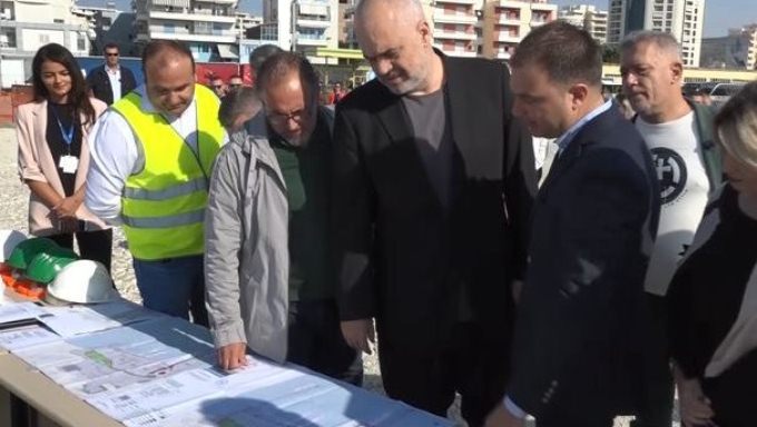 Qeveria investim ne portin e Vlores - Per dy muaj terminal i ri, lidhje dhe me Lungomaren